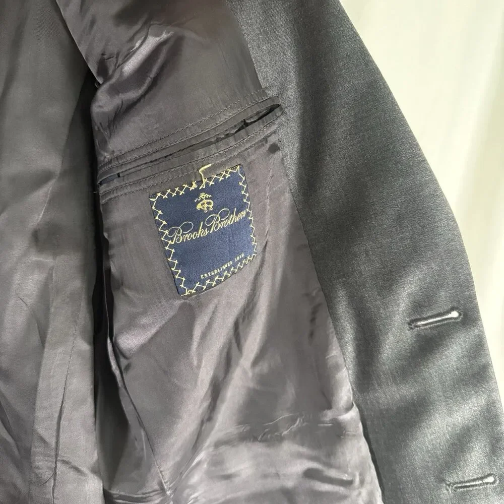 Brooks Brothers 100% Wool Blazer Men's 39 Grey 2 Button Front Inner Pockets